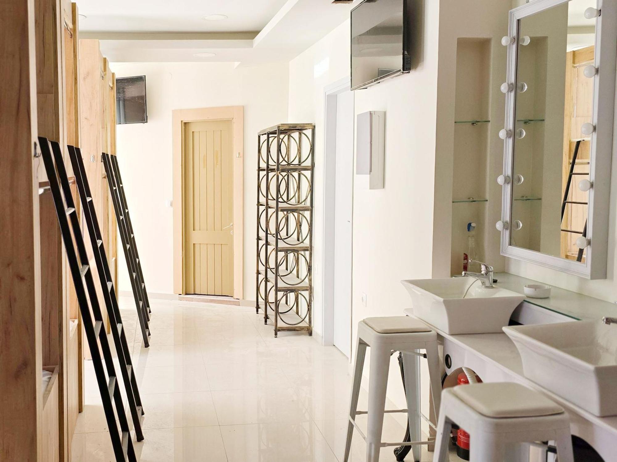 Hostel Parea Hersonissos Zewnętrze zdjęcie