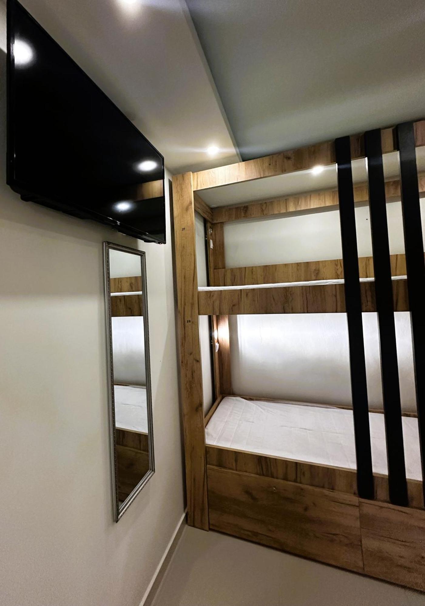 Hostel Parea Hersonissos Zewnętrze zdjęcie
