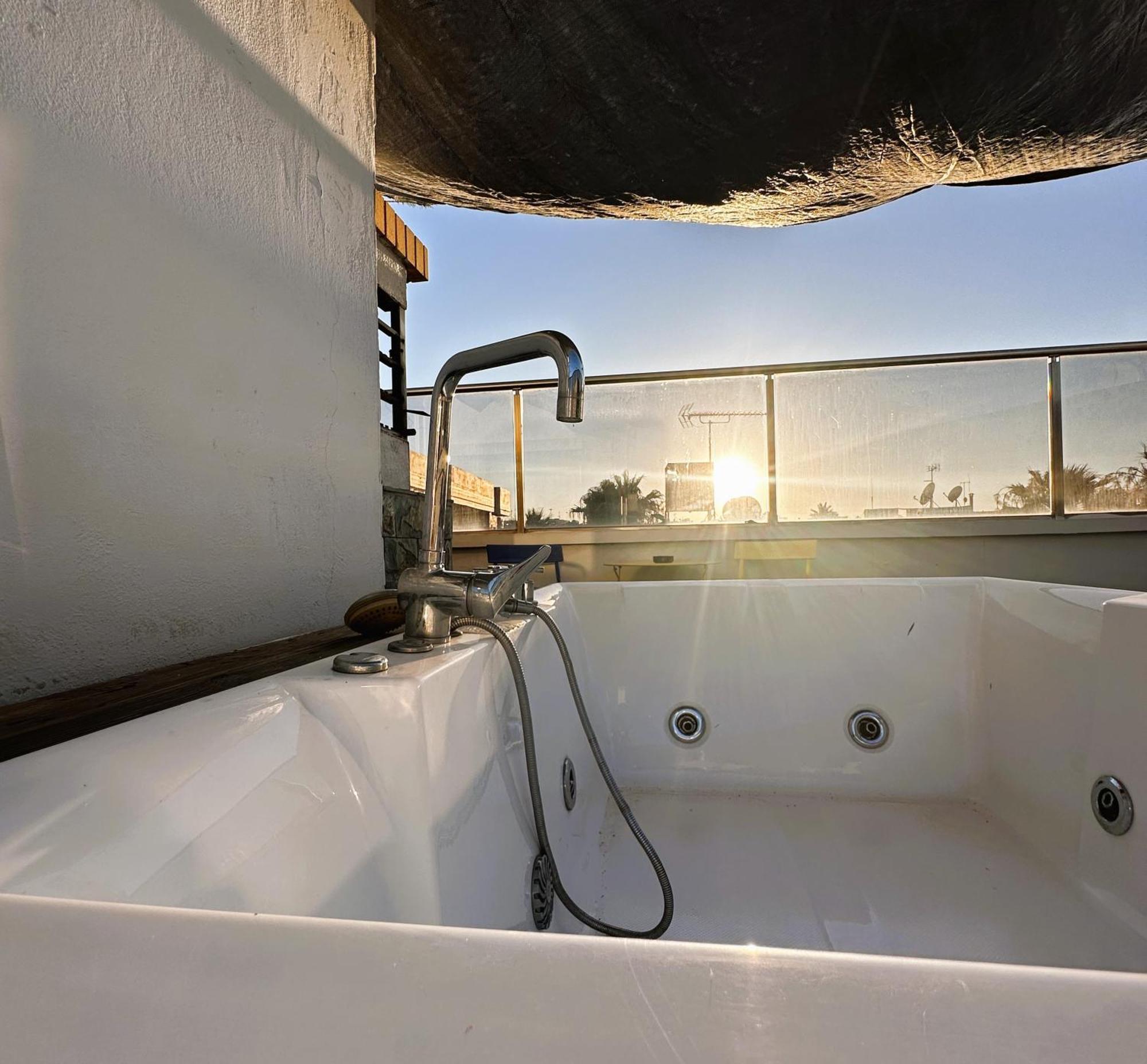 Hostel Parea Hersonissos Zewnętrze zdjęcie